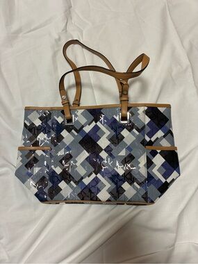 Calvin Klein Geometric Navy and Tan Patent Tote